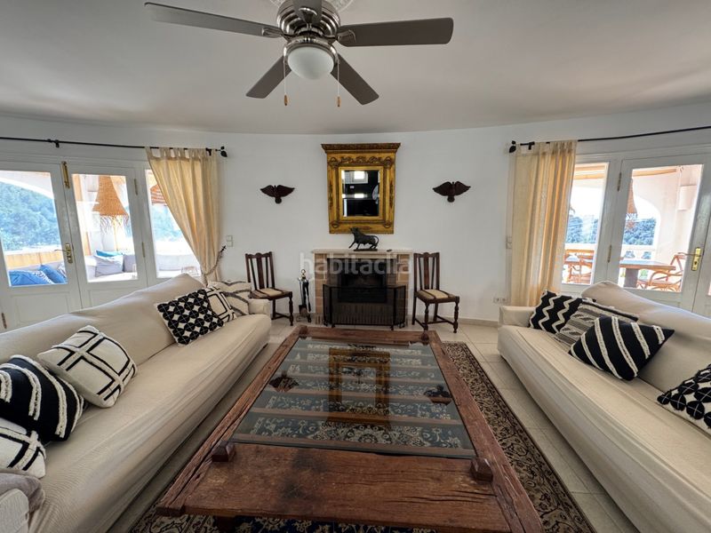 Foto 44b1b435-2bf9-4a25-a8a8-c5dc69df5022. Xalet amb calefacció aparcament piscina a Paichi Moraira