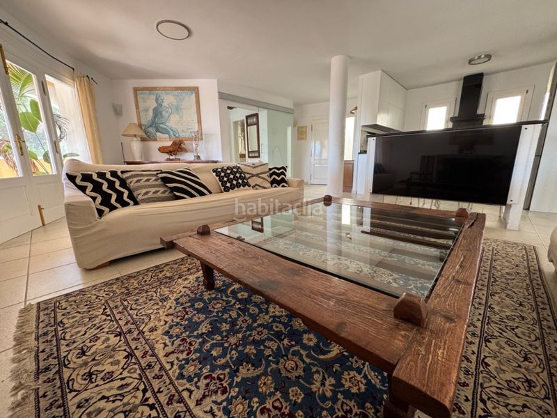 Foto 6491e57c-889c-4360-83a3-daf7a25fe5a9. Xalet amb calefacció aparcament piscina a Paichi Moraira