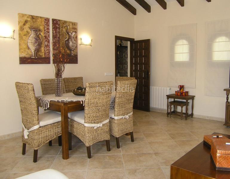 Foto 16b393e9-19c9-4d3e-9a08-bc111d334f17. Affitto chalet con riscaldamento parcheggio piscina in Moraira