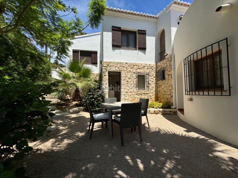 Foto 6bc701bb-354d-42d0-be19-c55133cd0fb7. Affitto chalet con riscaldamento parcheggio piscina in Moraira