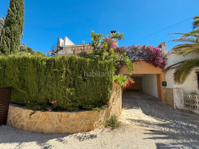 Foto 258f8749-c186-4f09-9b35-e3293de97f4c. Chalet with parking pool in El Portet-Pla del Mar Moraira