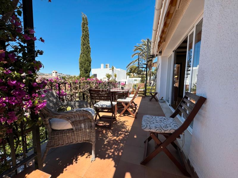 Foto 8beb265a-79a0-4bf7-8320-20ba84b49e2c. Chalet with parking pool in El Portet-Pla del Mar Moraira