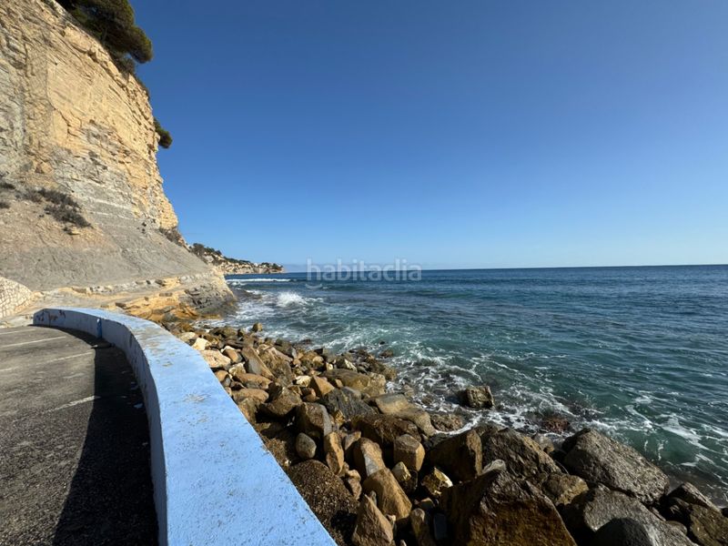 Foto 987a5bb2-f0e4-4a76-8e34-f7f2520dfe30. Terreny residencial a Cala Advocat-Baladrar Benissa