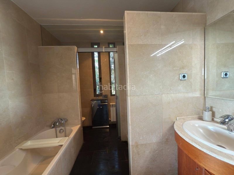 Foto 858ed5db-479c-4a14-8688-bd263b6d4c5a. Xalet amb calefacció aparcament piscina a El Peñalar - Arroyo de Trofas - Montealegre Torrelodones