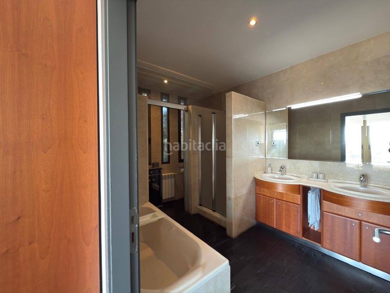 Foto d17111e2-bc7b-4260-bb67-00eceb1349c5. Xalet amb calefacció aparcament piscina a El Peñalar - Arroyo de Trofas - Montealegre Torrelodones