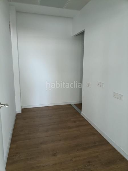 Foto 0aba0eab-214d-41c8-b5d5-195028264369. Bureau dans calle chile 4 dans El Pinar-Punta Galea Rozas de Madrid (Las)