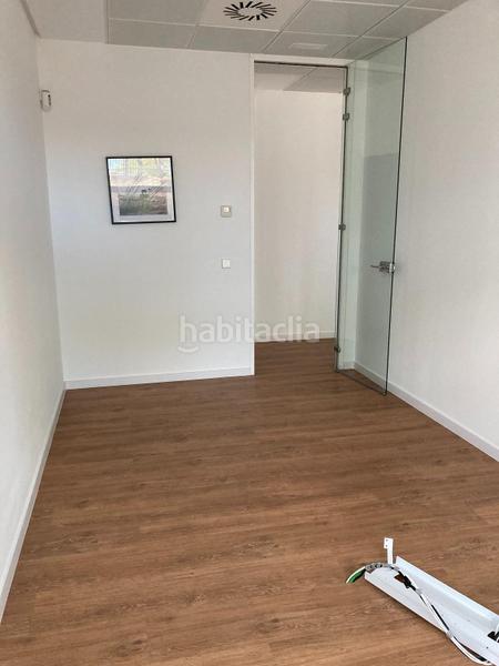 Foto 6f93e61a-ed2d-4671-9111-c42ca3ebdeec. Bureau dans calle chile 4 dans El Pinar-Punta Galea Rozas de Madrid (Las)