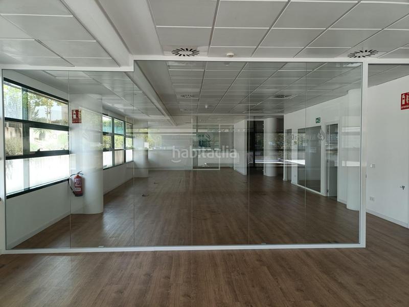 Foto 70d77fcf-667e-4d26-9a13-dc370283b6f8. Bureau dans calle chile 4 dans El Pinar-Punta Galea Rozas de Madrid (Las)