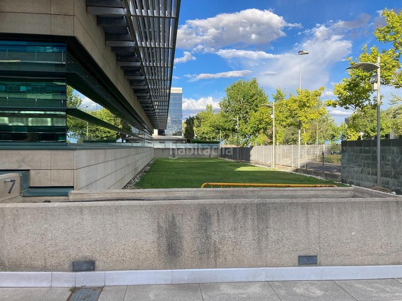 Foto c9f5d22c-da03-4424-b8b9-b2d880c92cc3. Bureau dans calle chile 4 dans El Pinar-Punta Galea Rozas de Madrid (Las)