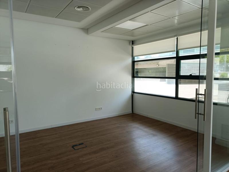 Foto dd1544e1-31d9-4518-a3cc-a0c7e42aedce. Bureau dans calle chile 4 dans El Pinar-Punta Galea Rozas de Madrid (Las)