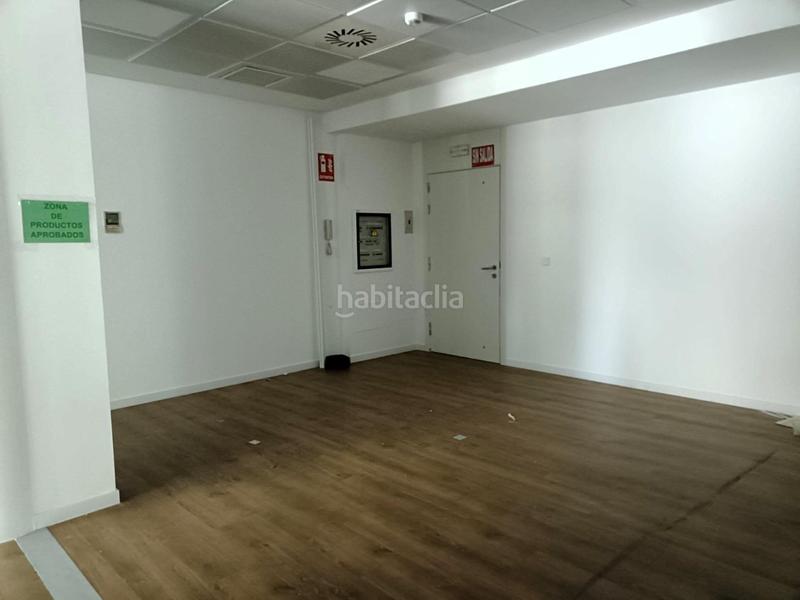 Foto e4972fc7-befa-4c4b-91eb-59f945ae061a. Bureau dans calle chile 4 dans El Pinar-Punta Galea Rozas de Madrid (Las)