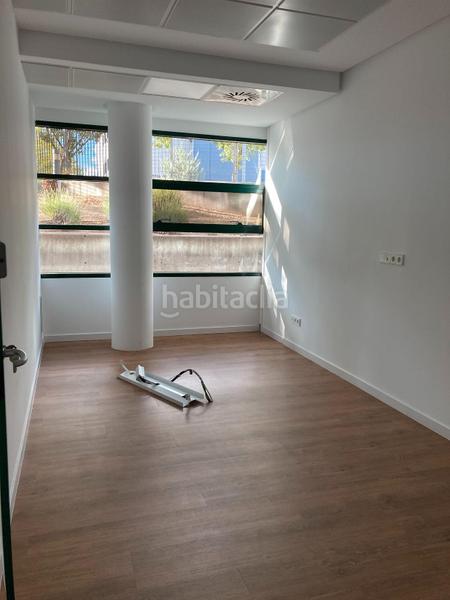 Foto f0d0c2fa-0bee-4b88-8adb-4501cfc89f51. Bureau dans calle chile 4 dans El Pinar-Punta Galea Rozas de Madrid (Las)