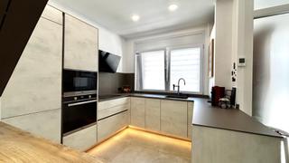 Maison  Carrer merce