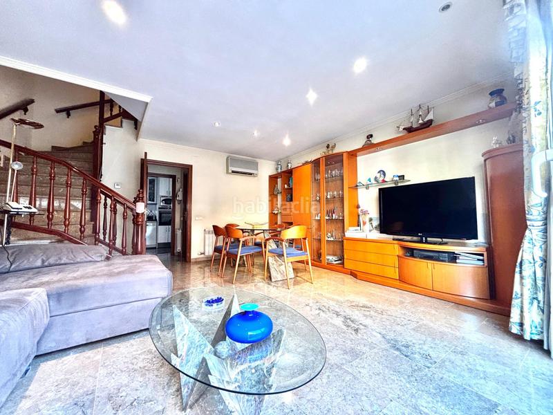 Foto b62f52e3-2431-4261-b8d0-d01890ff5451. Casa a schiera con parcheggio in Gorg Badalona
