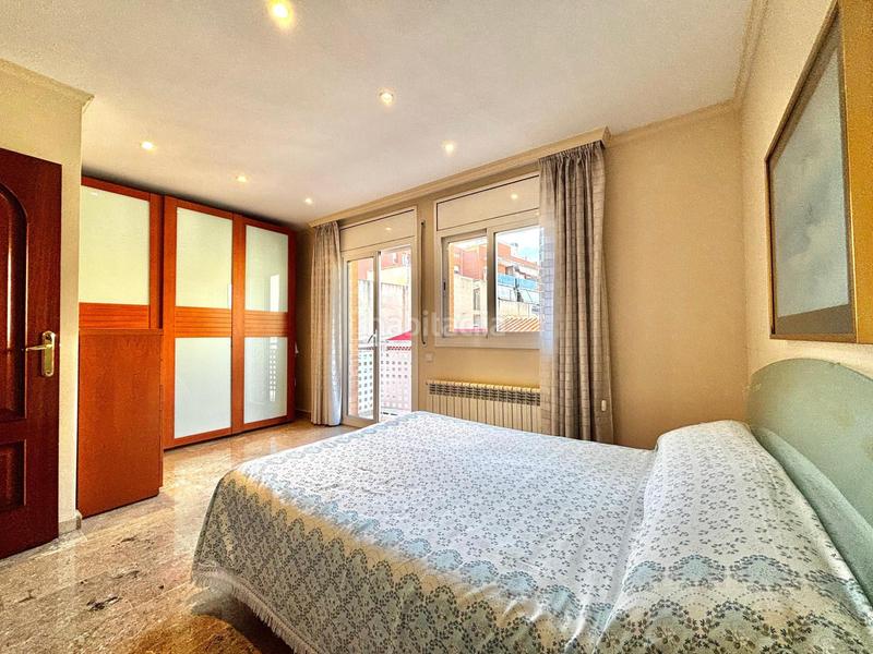 Foto cbc31055-fda3-4fda-bd90-d435fba548d6. Casa a schiera con parcheggio in Gorg Badalona