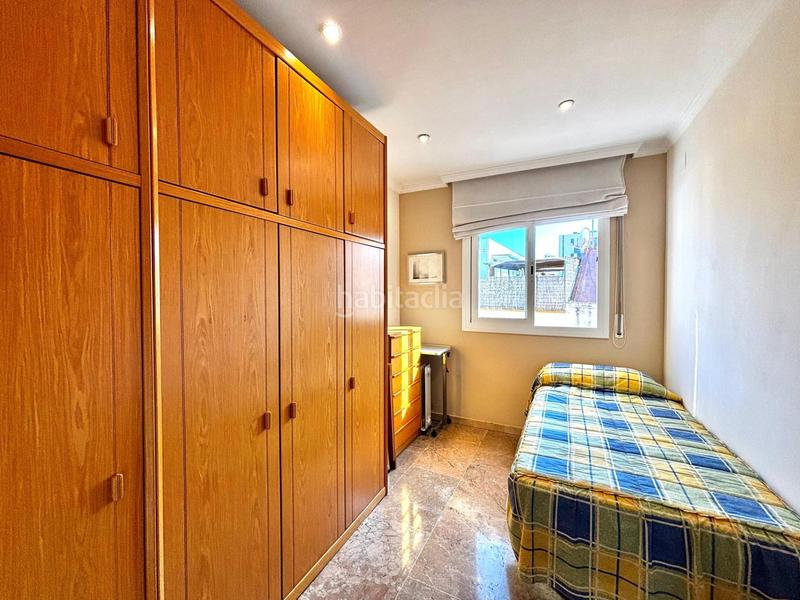 Foto 305cc6cb-5195-4e97-b66b-c6d4a44d8ae1. Semi detached house with parking in Gorg Badalona
