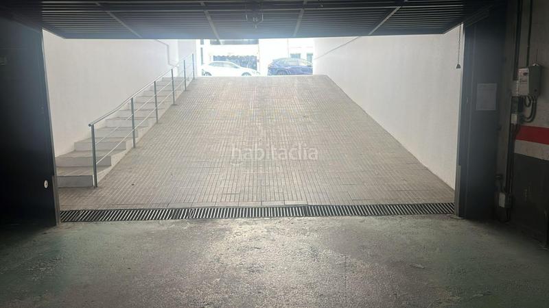 Foto 37c82945-e8fe-4f0f-bce1-05393ea4360b. Parking coche en Puigfred Badalona