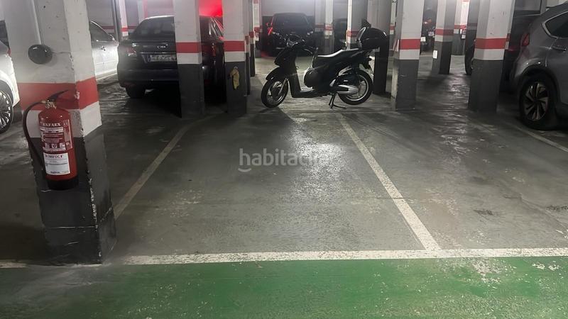 Foto 83d8cbf4-51dd-473a-9277-92ee1b93ff8b. Parking coche en Puigfred Badalona