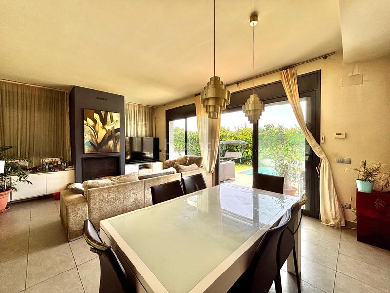 Foto c3c57e4f-45fb-4bb5-8615-b1a20230185e. House with parking pool in Pinemar Pineda de Mar