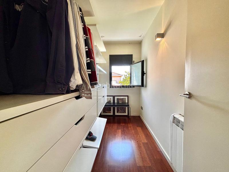 Foto e75dfbf8-2546-4ce1-9d84-4d4f00ce44f9. Maison avec parking piscine dans Pinemar Pineda de Mar