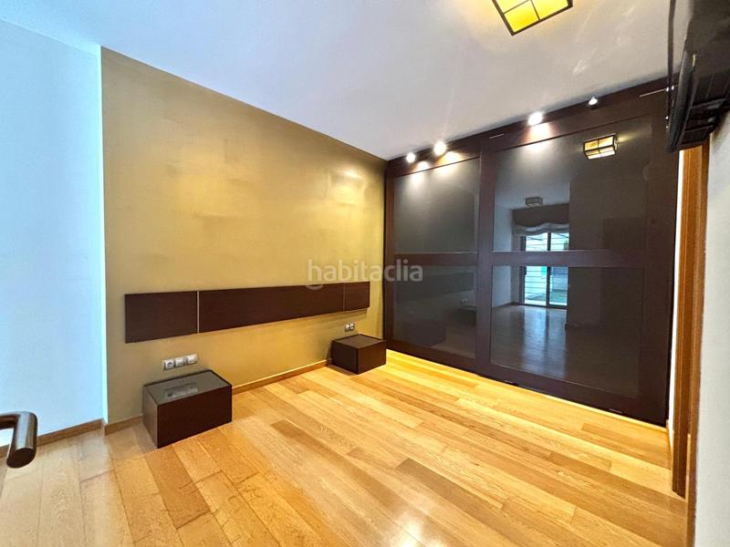 Foto 42d363b6-01c3-4a46-9eb8-d30fcd76af42. Ground floor with heating pool in Port Badalona