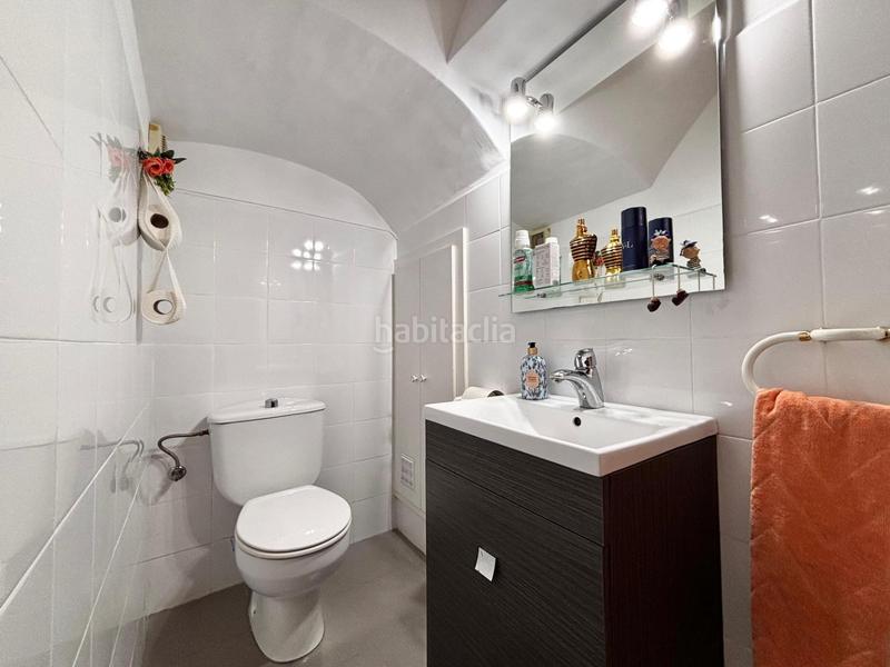 Foto c5c295fa-7311-4518-bedd-eb9604228e2c. Casa pareada en Centre Badalona