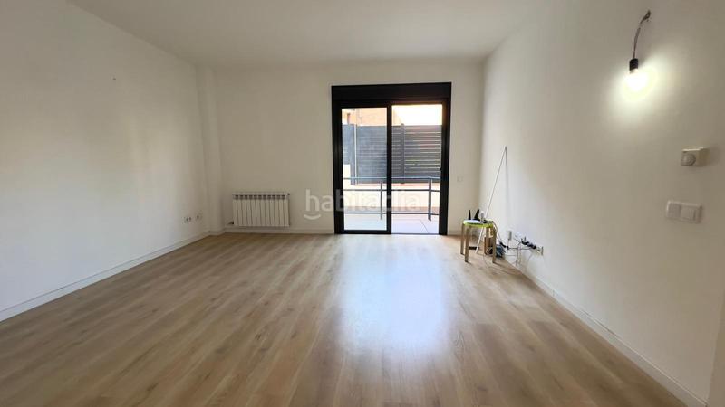 Foto 4b3b5a58-aebb-4a02-8ff2-4aa55cdddb80. Piano terra con parcheggio in Sistrells Badalona