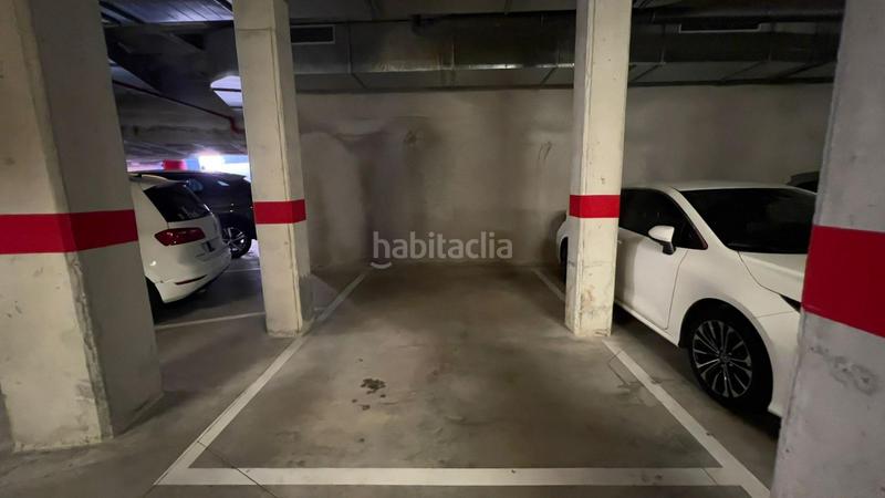 Foto e1d04478-fbd1-43f7-a234-2f2f966b6b6f. Piano terra con parcheggio in Sistrells Badalona