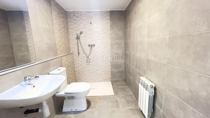 Foto cd85a555-9edc-4437-aa6f-a9b29c5b61a5. Planta baja en Sistrells Badalona