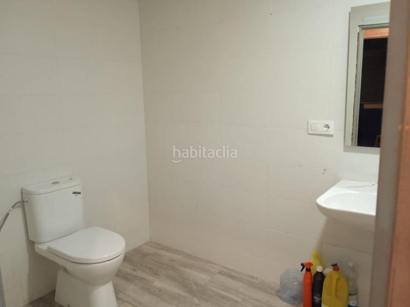 Foto 799b70d0-96c4-4b2f-944f-3ec531771234. Bâtiment à usage industriel dans Montigalà Badalona