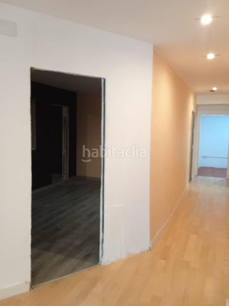 Foto 02112812-641f-4078-b424-6da8db97c90e. Capannone industriale in Montigalà Badalona