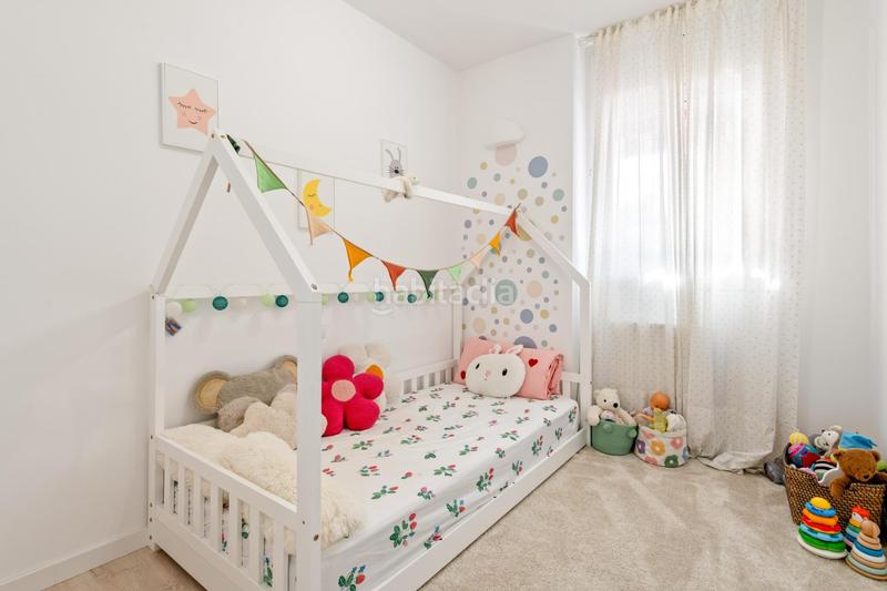 Foto 7c10f9a9-3493-4dc7-adfc-13452335a726. Attico in Bufalà Badalona