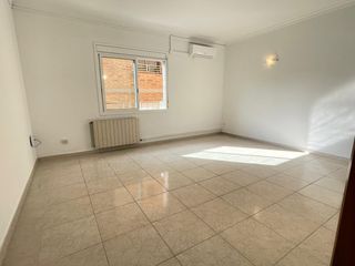 Flat  Carrer d'eduard marquina