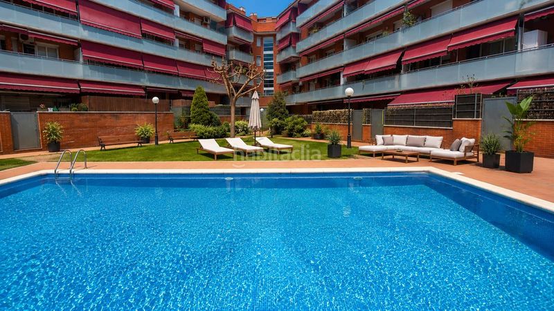 Foto 2c0eccd3-7a67-4b7f-9f54-186ebaef44bd. Àtic amb calefacció aparcament piscina a Can Clos-Pinetons Ripollet