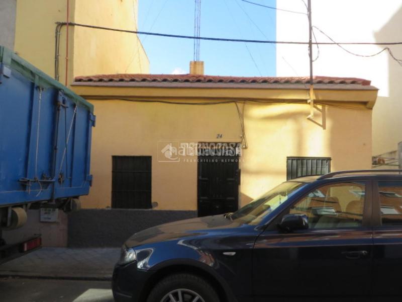 Foto 2a2a18a8-273f-40fd-adbe-9839a4072c66. Residential plot in Los Cármenes Madrid