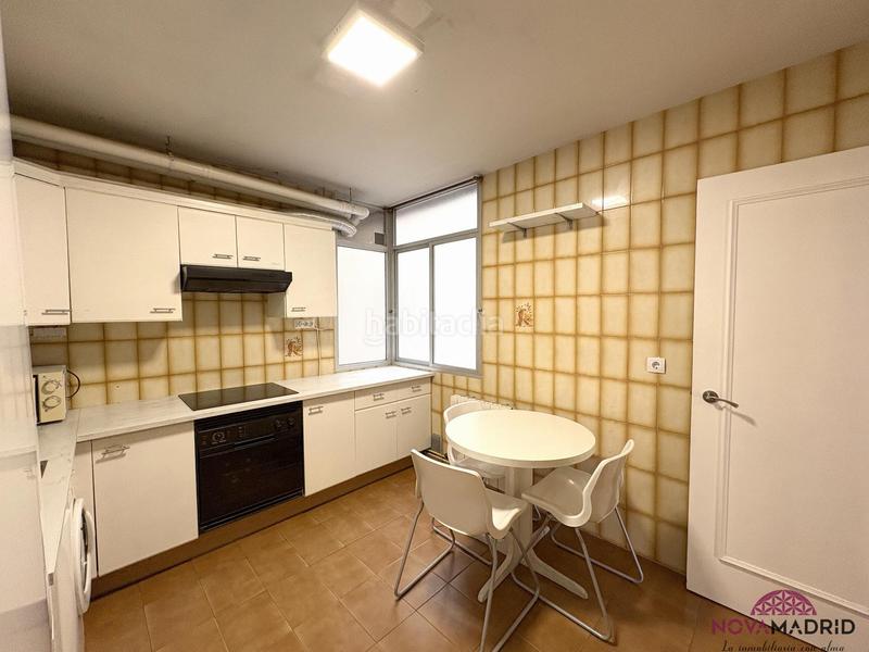 Foto 1c2c05b9-fbf0-4da0-a923-647df6a2fe02. Etagenwohnung mit heizung in La Serna Fuenlabrada