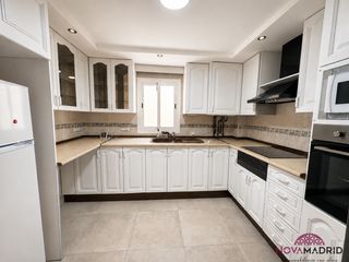 Location Appartement  C/hernani. Madridpiso