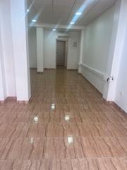 Lloguer Local Comercial  Avinguda país valencià. Local en avenida principal