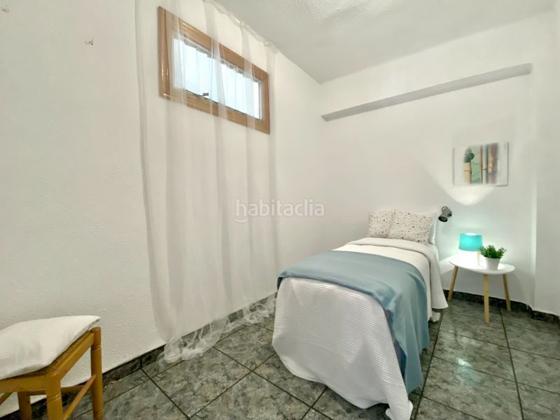 Foto f7867f08-732f-418c-9eec-bd0000a12cb2. Pis a Massamagrell