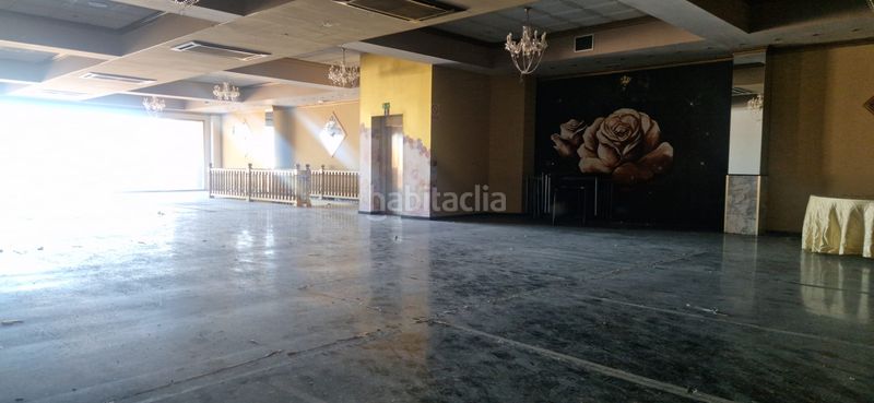 Foto 56baec47-6bf7-4b1d-bc6c-a03f9dc566bd. Edificio in Rafelbunyol