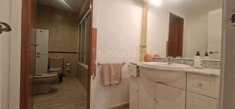 Foto 95fe8a7a-1416-43e3-9885-02673d13e2ee. Edificio in Rafelbunyol