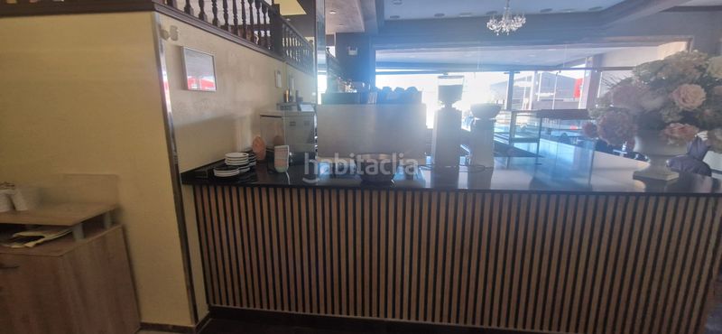 Foto a367e4e3-c1ea-444b-998a-4159d360ae08. Edificio in Rafelbunyol