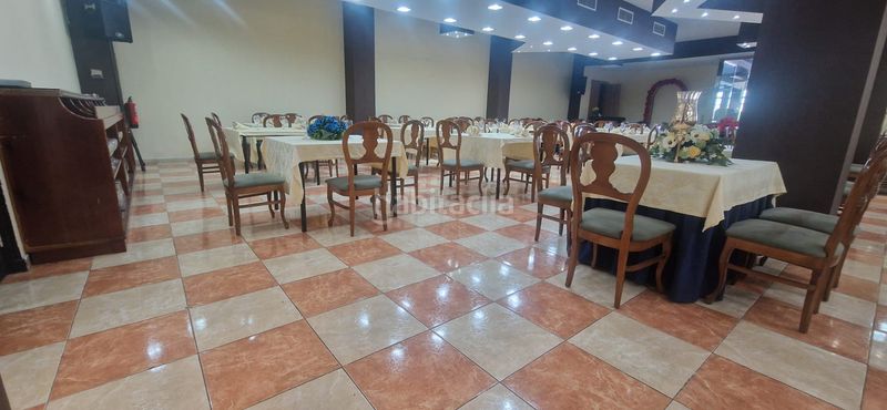 Foto ac509285-23c8-4426-a3a7-2862719abb29. Edificio in Rafelbunyol
