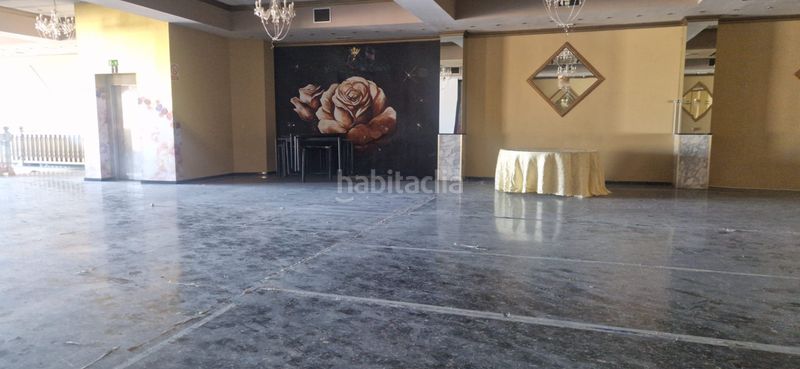 Foto d73c7e26-f878-454d-a355-c1d9496b9ecc. Edificio in Rafelbunyol