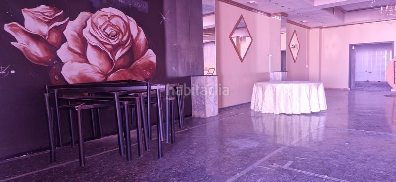 Foto fbd574e1-58f4-4c5c-b5e9-6a47142e9830. Edificio in Rafelbunyol
