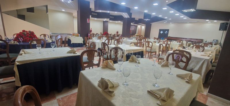 Foto fc82de4c-0dd2-4081-8625-fbe7a92afa84. Edificio in Rafelbunyol