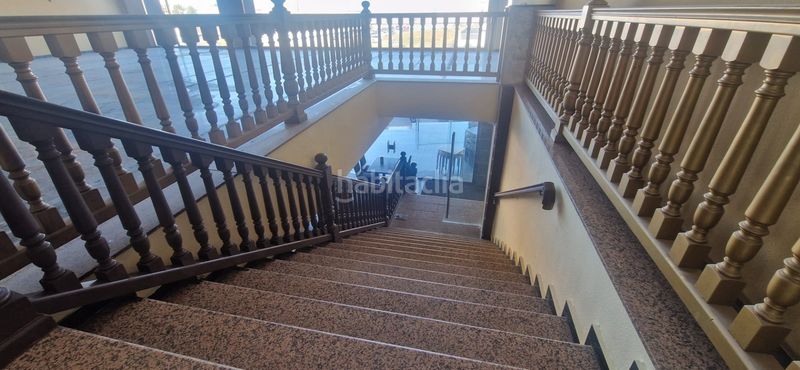 Foto ff9360cc-a5f4-465a-abea-0661d86fb347. Edificio in Rafelbunyol