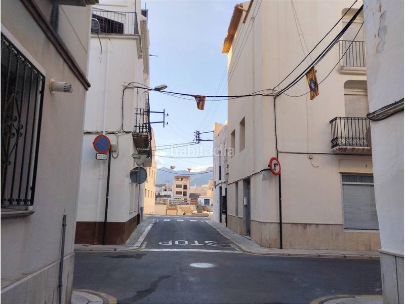 Foto a9bfb92d-7de9-466c-b684-d64f7d3fb3a3. Edificio  en venta en la sénia en Sénia (La)