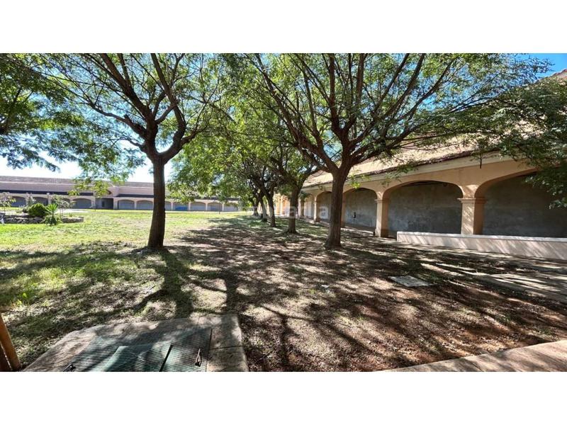 Foto b54d55d9-7b61-4e2a-a2fa-1c40f9c5ded5. Miete geschäftsraum in San Jorge