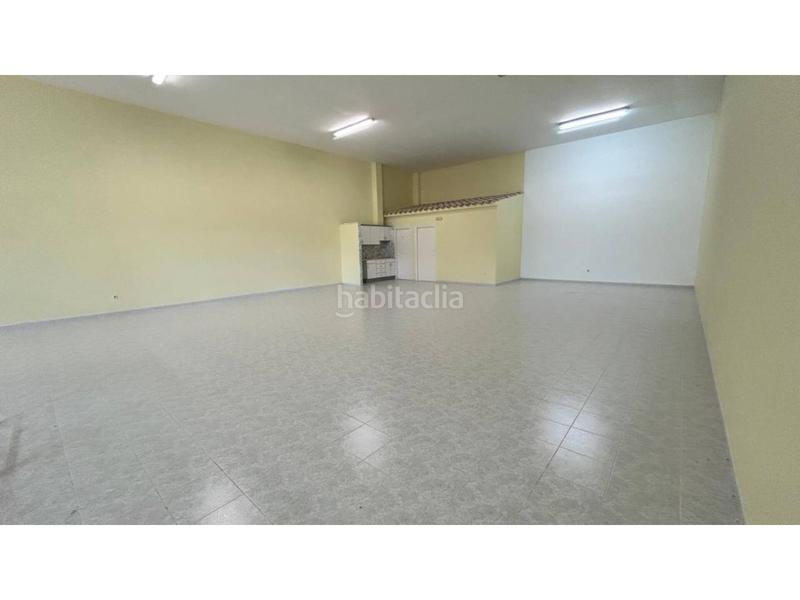 Foto ffb7932e-2272-40cd-81a5-384295d11f81. Locale commerciale in San Jorge